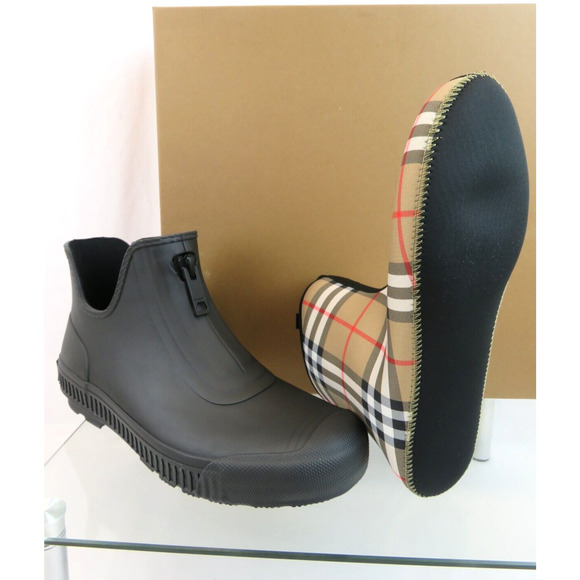 BURBERRY FLINTON BLACK RUBBER BEIGE CHECK SOCK LOGO ANKLE RAIN BOOTS US 11 EU 41 - Picture 5 of 14